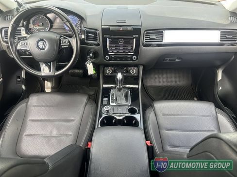 Used 2013 Volkswagen Touareg Sport AWD/4WD image 14