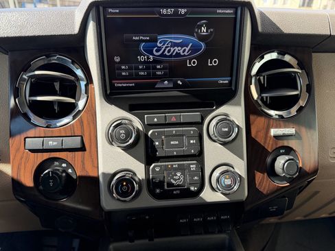 Used 2014 Ford F350 Lariat AWD/4WD image 14