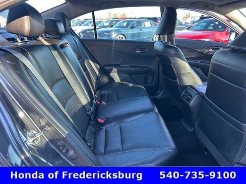 Used 2016 Honda Accord EX-L image 32