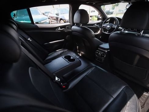 Used 2019 Kia Stinger GT1 RWD image 71