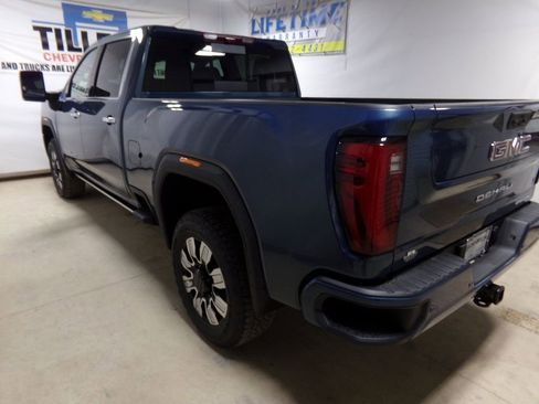 New 2025 GMC Sierra 2500 Denali w/ Technology Package image 4
