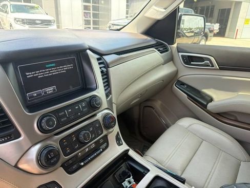 Used 2019 GMC Yukon Denali w/ Denali Ultimate Package RWD image 16