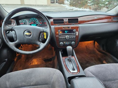 Used 2011 Chevrolet Impala LT image 16