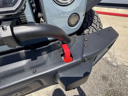 Used 2015 Jeep Wrangler Unlimited Rubicon AWD/4WD image 39
