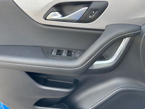 Used 2025 Chevrolet Blazer LT image 18