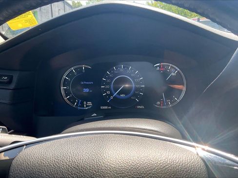Used 2020 Cadillac Escalade Premium Luxury AWD/4WD image 27
