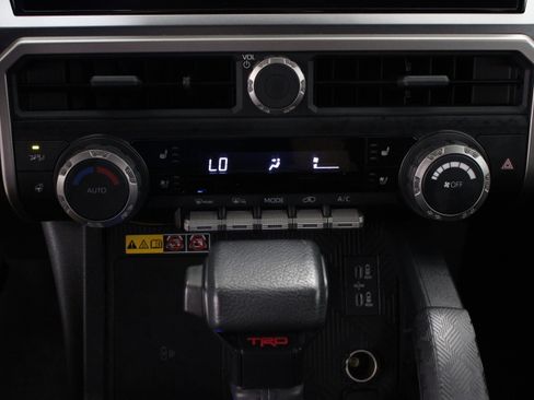 Used 2025 Toyota 4Runner TRD Off-Road Premium w/ Tow Technology Package AWD/4WD image 20