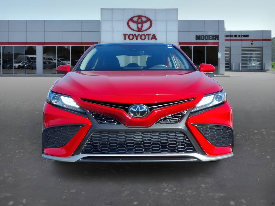 Used 2023 Toyota Camry XSE FWD image 8
