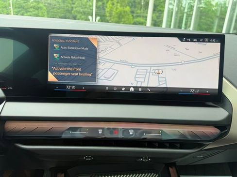 Used 2025 BMW X3 xDrive30i w/ Premium Package image 15