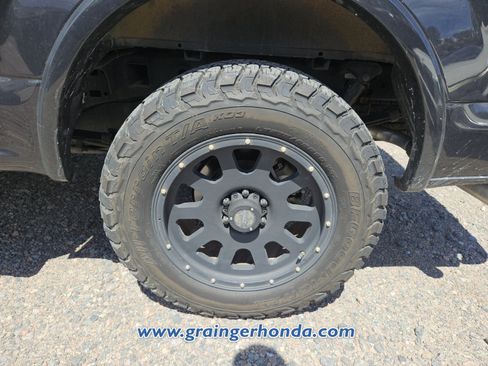 Used 2015 Ford F150 XLT w/ Equipment Group 301A Mid AWD/4WD image 10