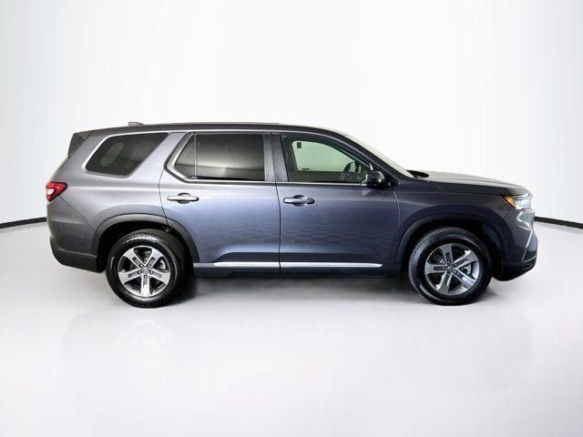 Certified 2024 Kia Sportage EX AWD/4WD image 4