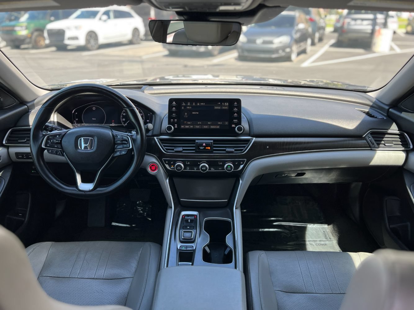 Used 2019 Honda Accord Touring image 16