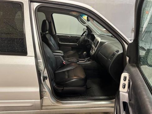 Used 2006 Ford Escape Limited image 30