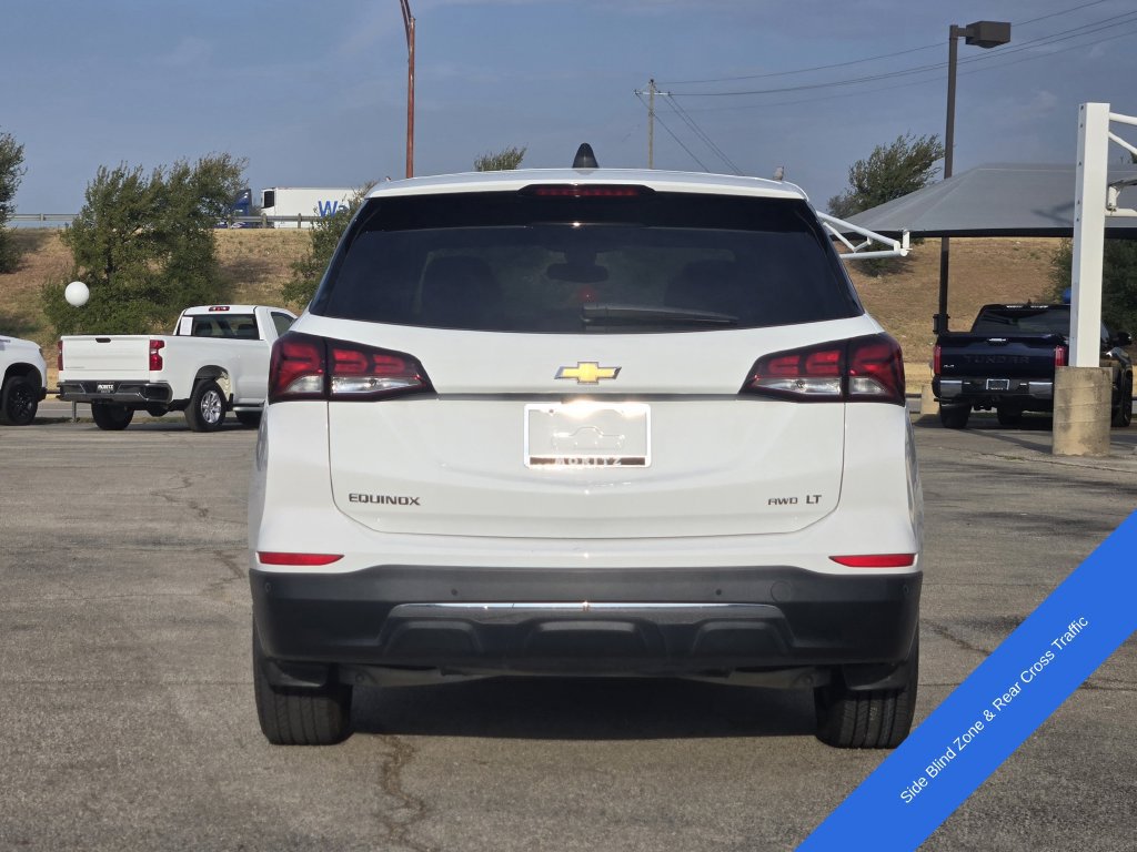 Used 2023 Chevrolet Equinox LT w/ LPO, Floor Liner Package AWD/4WD image 7