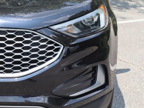 Used 2024 Ford Edge SEL AWD/4WD image 11