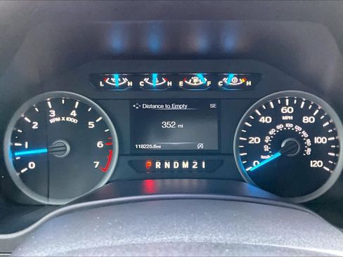 Used 2017 Ford F150 XLT w/ Equipment Group 302A Luxury image 25