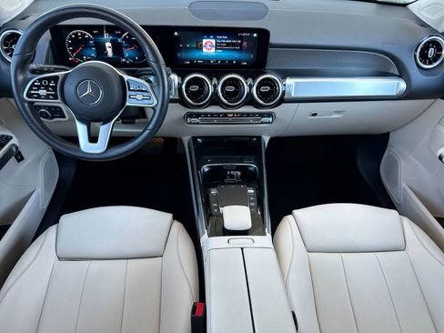 Certified 2022 Mercedes-Benz GLB 250 image 15