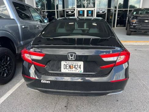 Used 2018 Honda Accord LX image 10