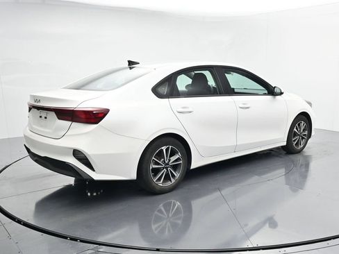 Used 2023 Kia Forte LXS FWD image 8