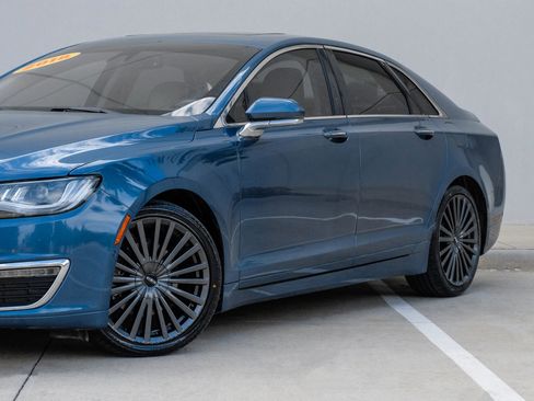 Used 2018 Lincoln MKZ Reserve w/ Technology Package image 9