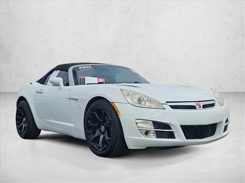 Used 2008 Saturn Sky w/ Premium Trim Package image 3