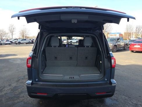 Used 2020 Lincoln Navigator Reserve w/ Luxury Package image 7