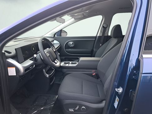 New 2026 Hyundai Ioniq 9 SE AWD/4WD image 11