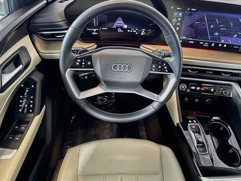 Used 2025 Audi Q5 Premium AWD/4WD image 19