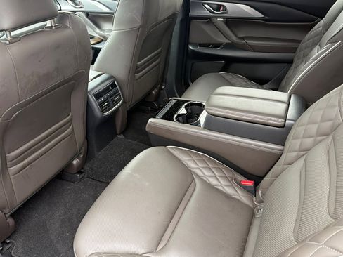 Used 2022 MAZDA CX-9 Signature image 8