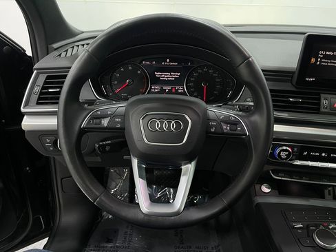 Used 2020 Audi Q5 2.0T Premium w/ Titanium Sport Package image 22