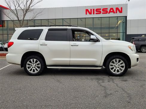 Used 2012 Toyota Sequoia Platinum image 2