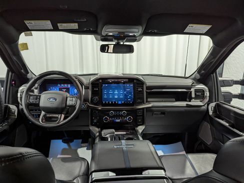 Used 2024 Ford F150 Platinum image 12
