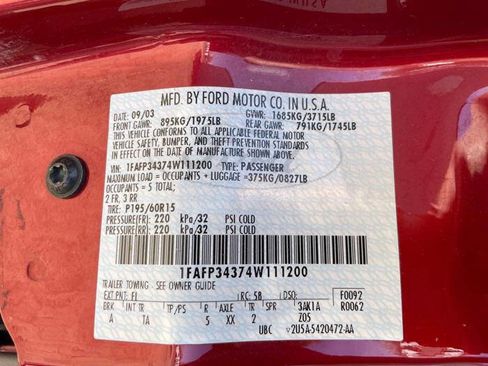 Used 2004 Ford Focus SE image 40