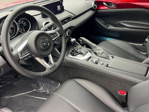 New 2025 MAZDA MX-5 Miata Grand Touring w/ Weather Package image 12