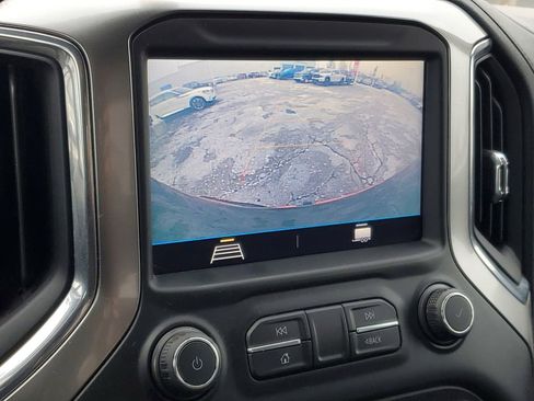 Used 2019 Chevrolet Silverado 1500 LT Trail Boss w/ Convenience Package image 18