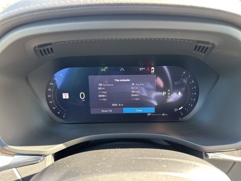 New 2026 Volvo XC60 B5 Ultra w/ Protection Package Premier image 16