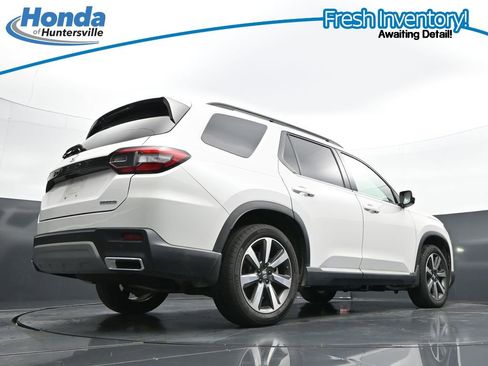 Used 2024 Honda Pilot Touring image 48