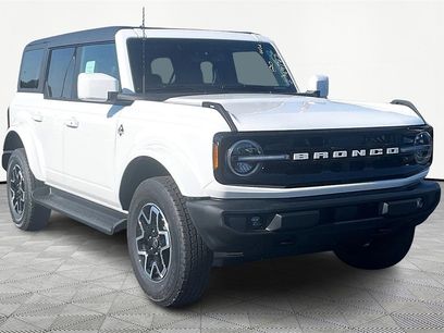 New 2025 Ford Bronco Outer Banks