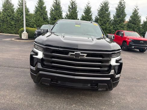 Used 2024 Chevrolet Silverado 1500 High Country w/ Midnight Edition AWD/4WD image 8