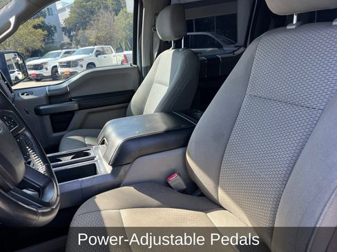 Used 2018 Ford F150 XLT w/ Equipment Group 302A Luxury AWD/4WD image 10
