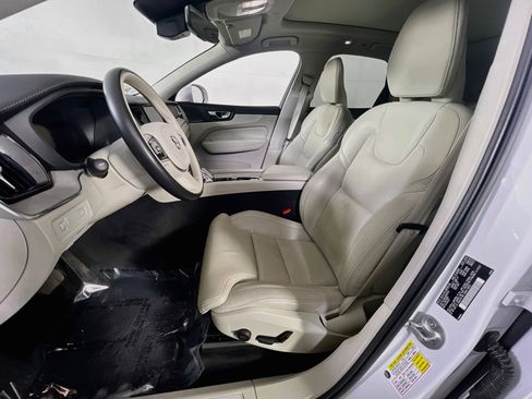Used 2022 Volvo XC60 B5 Inscription w/ Advanced Package AWD/4WD image 22