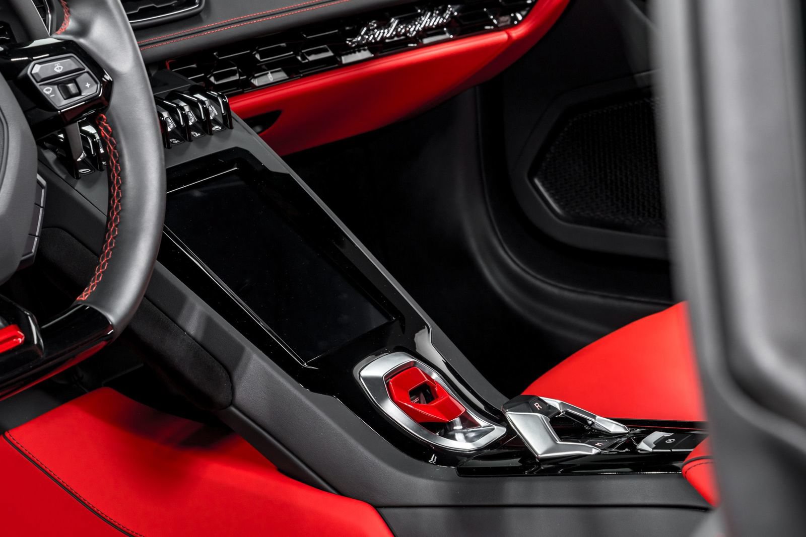 Used 2021 Lamborghini Huracan EVO RWD image 22