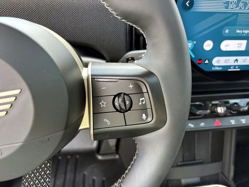 Certified 2025 MINI Cooper S image 18