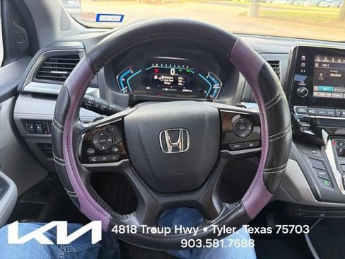 Used 2019 Honda Odyssey EX-L image 18