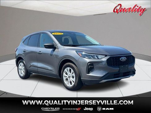 Used 2025 Ford Escape Active FWD image 1