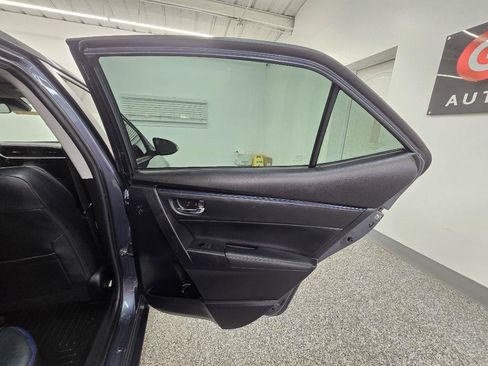 Used 2018 Toyota Corolla SE FWD image 30