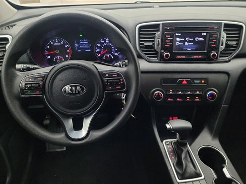 Used 2018 Kia Sportage LX FWD image 22