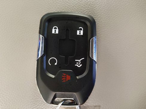 Used 2022 GMC Acadia SLT w/ Technology Package FWD image 32
