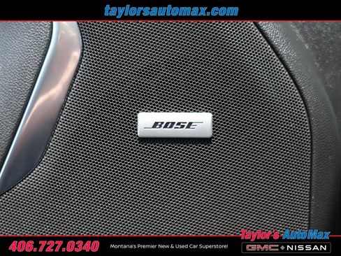 Used 2024 GMC Yukon AT4 w/ Technology Package AWD/4WD image 34