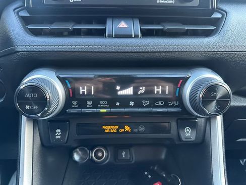 Certified 2021 Toyota RAV4 XLE image 37